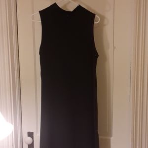 Karin Steven's Simple Black Dress, 14